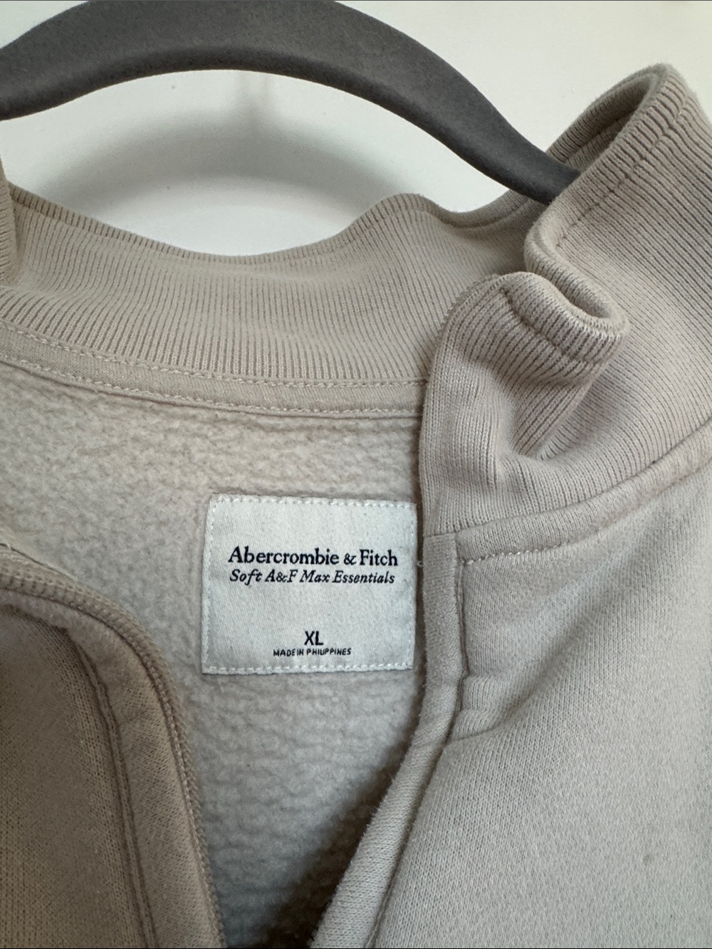 Abercrombie & Fitch Beige Half-Zip Sweatshirt - Picture 2 of 3